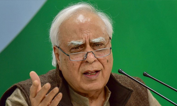 'Congress is not effective opposition at the moment'